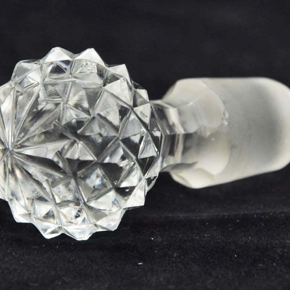 Decanter Impero Georgiano Inglese in Argento con Quattro Bottiglie - Londra 1806, Maestro Argenti...