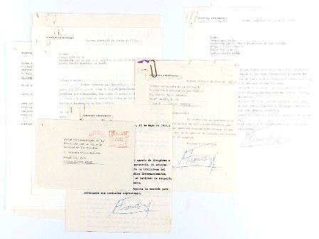 Peron, Evita  (nata Mar&#237;a Eva Duarte Los Toldos, 7 maggio 1919 &#8211; Buenos Aires, 26 luglio 1952) : Arturo Frondizi, documenti...  - Auction Fashion, Memorabilia e Militaria con una collezione di Cimeli di Juan ed Evita Peròn - Bertolami Fine Art - Casa d'Aste