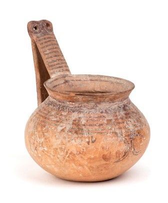 OLLA DAUNIA CON ANSA AD OCCHIELLI CIRCOLARI
V secolo a.C....  - Auction Monete e medaglie moderne Italiane ed Estere - Bertolami Fine Art - Casa d'Aste