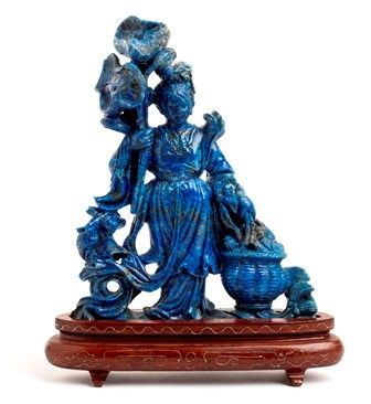 GRUPPO CON FIGURA FEMMINILI IN LAPISLAZZULI
Cina, XX secolo
...  - Auction Dai bronzi arcaici cinesi alla pittura indonesiana e vietnamita del novecento - Bertolami Fine Art - Casa d'Aste