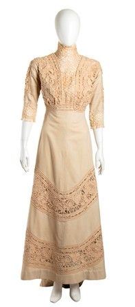 ABITO DA POMERIGGIO IN MERLETTO E ORGANZA
...  - Auction Fashion & Luxury - Militaria e Ordini Cavallereschi - Memorabilia e Fotografia Antica - Bertolami Fine Art - Casa d'Aste