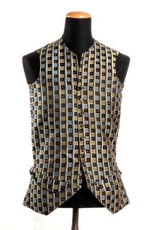 GILET MASCHILE IN SETA
1860 circa...