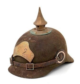 Germania, XX sec, militaria  Pickelhaube ersatz  ...  - Auction Fashion & Luxury - Militaria e Ordini Cavallereschi - Memorabilia e Fotografia Antica - Bertolami Fine Art - Casa d'Aste