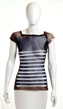 JEAN PAUL GAULTIER MAILLE
MAGLIETTA IN POLIESTERE
2000 circa...  - Auction Fashion & Luxury - Militaria e Ordini Cavallereschi - Memorabilia e Fotografia Antica - Bertolami Fine Art - Casa d'Aste