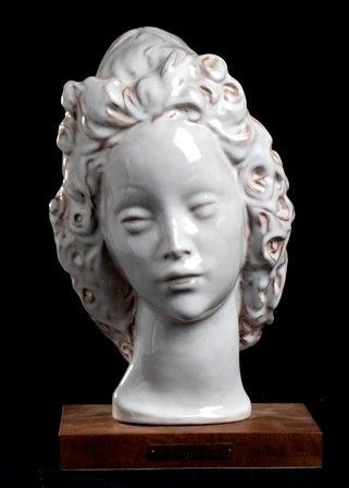 TESTA DI DONNA...  - Auction Arti Decorative del '900 - Bertolami Fine Art - Casa d'Aste