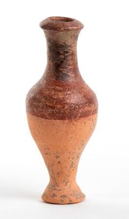 UNGUENTARIO PIRIFORME IN TERRACOTTA
II – I secolo a.C....  - Auction Monete e medaglie moderne Italiane ed Estere - Bertolami Fine Art - Casa d'Aste