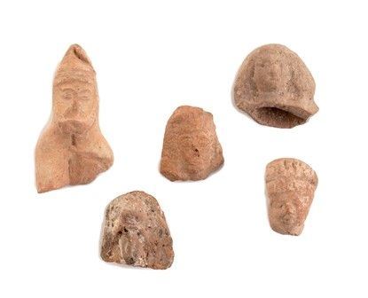 GRUPPO DI 5 TESTINE
Mediterraneo Orientale e Persia, II secolo a.C. - II secolo...