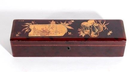 SCATOLA PORTA-LETTERE IN LEGNO LACCATO E DORATO, FUBAKO
Giappone, periodo Meiji...  - Auction Arte Asiatica e Bonsai - Bertolami Fine Art - Casa d'Aste