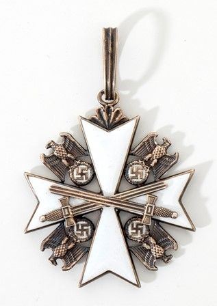 Germania, terzo Reich, Ordine dell’aquila con spade per meriti militari, prima ...  - Auction Fashion & Luxury, Gioielli, Memorabilia, Militaria, Medaglie e Ordini Cavallereschi - Bertolami Fine Art - Casa d'Aste