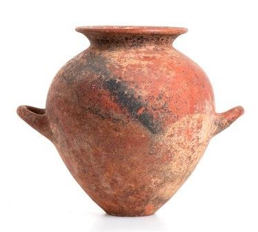 GRANDE OLLA ETRUSCA BIANSATA
VI secolo a.C....  - Auction Archeologia: dalla Preistoria al Medioevo con una selezione di letteratura archeologica. - Bertolami Fine Art - Casa d'Aste