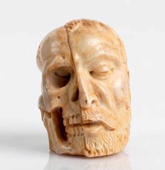 German, bone "Memento Mori" two-sided skull - 19th Century.
This item has been ...