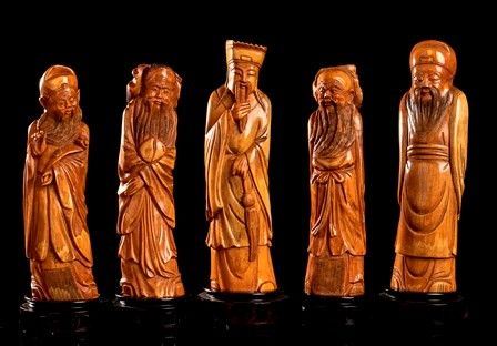 CINQUE DIVINITÀ IN AVORIO TINTO
Cina, inizio del XX secolo...  - Auction Arte Asiatica e Tribale - Bertolami Fine Art - Casa d'Aste