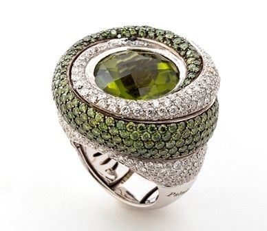 Anello con peridoti e diamanti...