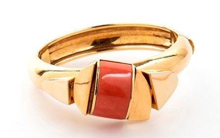 Bracciale rigido con corallo...