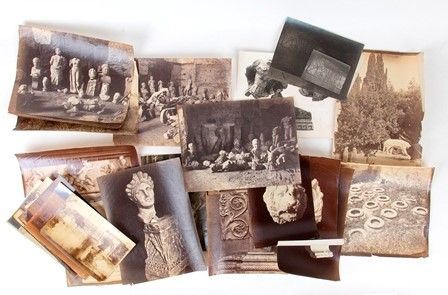 Lotto di pù di venti stampe fotografiche di scavi archeologici e reperti, 1890-...  - Auction Archeologia: dalla Preistoria al Medioevo con una selezione di letteratura archeologica. - Bertolami Fine Art - Casa d'Aste