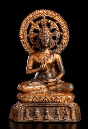 BUDDHA IN BRONZO DORATO
Thailandia, XX secolo...