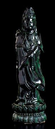 GUANYIN STANTE IN PIETRA VERDE
Cina, XX secolo...  - Asta Arte Asiatica e Tribale - Bertolami Fine Art - Casa d'Aste