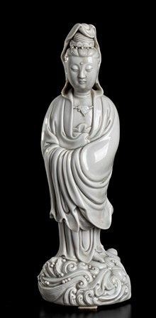 GUANYIN IN PORCELLANA 'BLANC DE CHINE'
Cina, XX secolo...