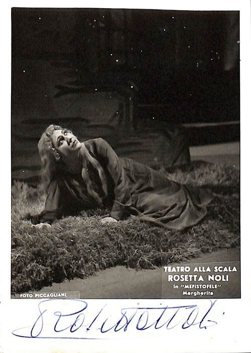 Rosetta Noli (Genova 1922 – Genova 2018)...  - Asta Grandi cantanti d'opera: la collezione La Guardia di fotografie con autografo (1890 - ‘2000) - Bertolami Fine Art - Casa d'Aste