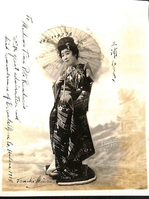 Tamaki Miura (giapponese: ???, 1884 –  1946) ...  - Auction Grandi cantanti d'opera: la collezione La Guardia di fotografie con autografo (1890 - ‘2000) - Bertolami Fine Art - Casa d'Aste