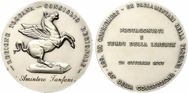 TOSCANA. Medaglia 1997 CONSIGLIO REGIONALE con incisione ad Amintore Fanfani. A...  - Asta MARIA PIA E AMINTORE FANFANI - Bertolami Fine Art - Casa d'Aste