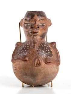 STATUETTA GLOBULARE DELLA FERTILITA' IN TERRACOTTA
Messico, Area di Nayarit
alt...  - Auction MARIA PIA E AMINTORE FANFANI - Bertolami Fine Art - Casa d'Aste