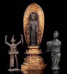 TRE SCULTURE IN LEGNO E BRONZO...