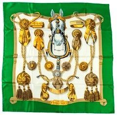 HERMES
FOULARD ‘FRONTAUX ET COCARDES’
Anni ‘70...