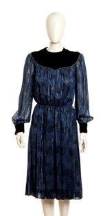 GIVENCHY 5
ABITO IN GEORGETTE VINTAGE...  - Auction Fashion&Luxury, Memorabilia, Militaria, Medaglie e Ordini Cavallereschi - Bertolami Fine Art - Casa d'Aste