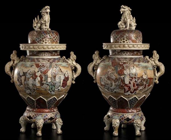 COPPIA DI GRANDI VASI CON COPERCHIO IN CERAMICA DI STILE 'SATSUMA'
Giappone, pe...  - Auction Arte asiatica e tribale - Bertolami Fine Art - Casa d'Aste