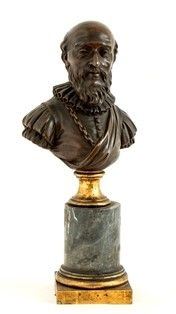 Busto di gentiluomo con barba, gorgiera e catena d'oro imperiale al collo...