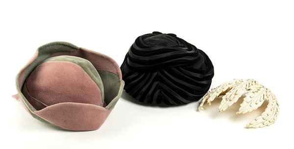 LOTTO DI 3 CAPPELLI
 ...