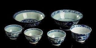SEI CIOTOLE IN PORCELLANA 'BIANCO E BLU'
Cina, dinastia Qing...