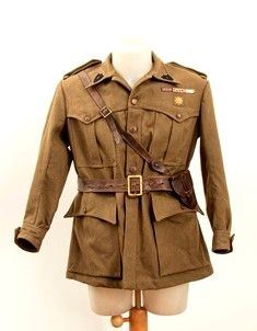 Sahariana in lana delle frecce nere, guerra di spagna...  - Auction Fashion&Luxury, Memorabilia, Militaria, Medaglie e Ordini Cavallereschi - Bertolami Fine Art - Casa d'Aste