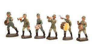 Lineol, Elastolin, vario -  Germany : Banda musicale militare nazista...  - Auction Fashion&Luxury, Memorabilia, Militaria, Medaglie e Ordini Cavallereschi - Bertolami Fine Art - Casa d'Aste