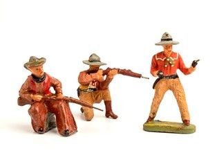 Lineol, Elastolin, vario -  Germany : Cow boys...  - Auction Fashion&Luxury, Memorabilia, Militaria, Medaglie e Ordini Cavallereschi - Bertolami Fine Art - Casa d'Aste