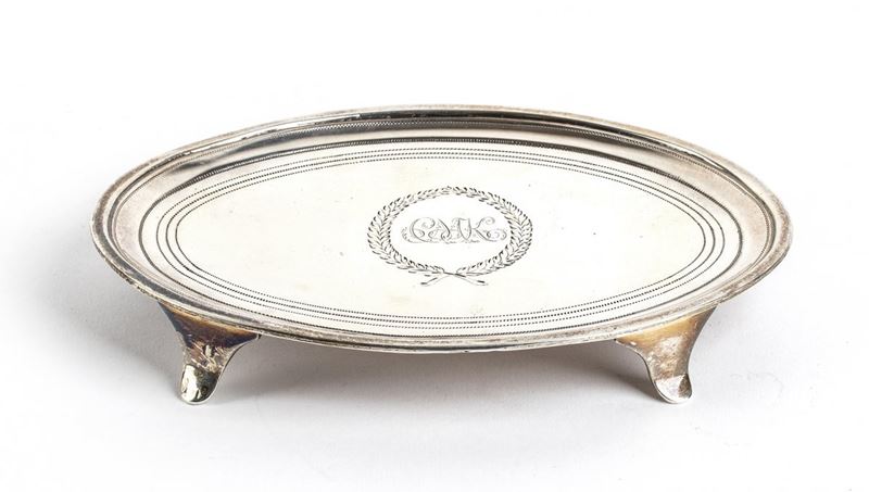 Salver Inglese Georgiano - Londra 1818, Maestro Argentiere George Beckwith...