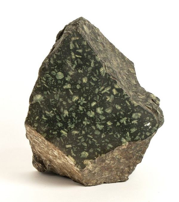 BLOCCO DI PORFIDO VERDE ANTICO
Epoca romana
alt. cm 28; spess. cm 16,5

Detto c...