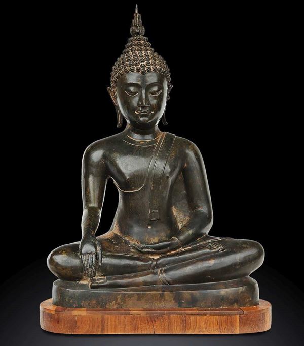 SCULTURA IN BRONZO CON BUDDHA
Thailandia, XX secolo...  - Auction Arte asiatica e tribale - Bertolami Fine Art - Casa d'Aste