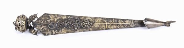 Yad Torah Pointer Russo in argento - XX Secolo...  - Auction Gioielli, orologi, argenti, antichi avori, icone e altri oggetti d'arte e da collezione. Dal lotto 458: le creazioni in perle, coralli e altre pietre preziose dell'azienda Mondial Coral di Torre del Greco - Bertolami Fine Art - Casa d'Aste