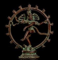 SCULTURA IN BRONZO CON SHIVA NATARAJA
India, XIX-XX secolo...  - Auction Arte asiatica e tribale - Bertolami Fine Art - Casa d'Aste