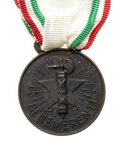 MEDAL OF MERIT OF THE CRI...  (ORDINI E MEDAGLIE - ITALIA, RSI...)  - BRONZE, 32 MM - Auction Militaria, Medals and Orders of Chivalry - Bertolami Fine Art - Casa d'Aste
