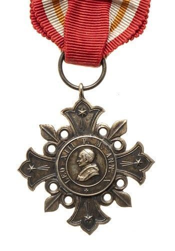 CROCE IN ARGENTO “PRO ECCLESIA ET PONTEFICE”, SECONDA CLASSE...