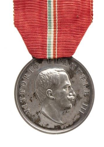MEDAL OF MERIT OF SOCIAL REDEMPTION...  (ORDINI E MEDAGLIE - ITALIA, REGNO...)  - SILVER, 35.6 MM - Auction Militaria, Medals and Orders of Chivalry - Bertolami Fine Art - Casa d'Aste