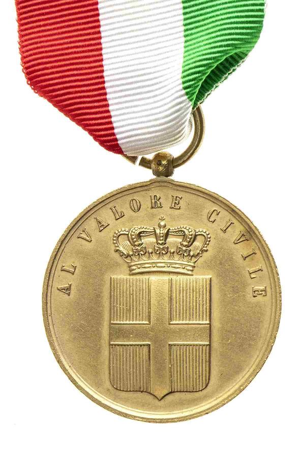 VALOR CIVILE GOLD MEDAL...  (ORDINI E MEDAGLIE - ITALIA, REGNO...)  - GILT BRONZE 34 MM - Auction Militaria, Medals and Orders of Chivalry - Bertolami Fine Art - Casa d'Aste
