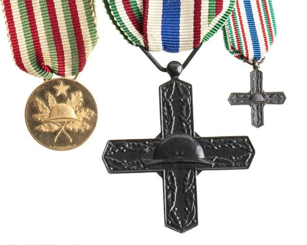 CROCE CON MINIATURA E MEDAGLIA DEI CAVALIERI DI VITTORIO VENETO ...