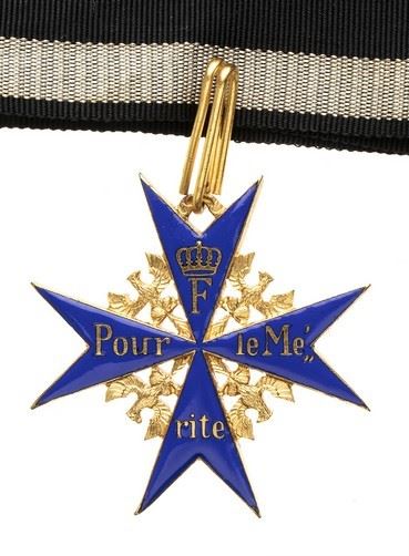 POUR LE MERITE ...  (ORDINI E MEDAGLIE - GERMANIA, ANTICHI S...)  - GILT BRONZE, 52,7 MM - Auction Militaria, Medals and Orders of Chivalry - Bertolami Fine Art - Casa d'Aste