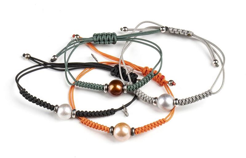 74 Bracciali con Perla di Fiume ...