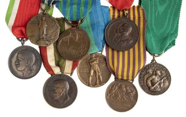 LOT OF EIGHT MEDALS...  (ORDINI E MEDAGLIE - ITALIA, REGNO...)  - BRONZE, SILVER, DIFFERENT SIZES - Auction Militaria, Medals and Orders of Chivalry - Bertolami Fine Art - Casa d'Aste