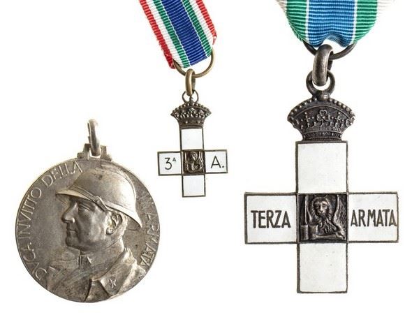 LOT OF CROSS, MINIATURE AND MEDAL OF THE THIRD ARMY...  (ORDINI E MEDAGLIE - ITALIA, REGNO...)  - Auction Militaria, Medals and Orders of Chivalry - Bertolami Fine Art - Casa d'Aste